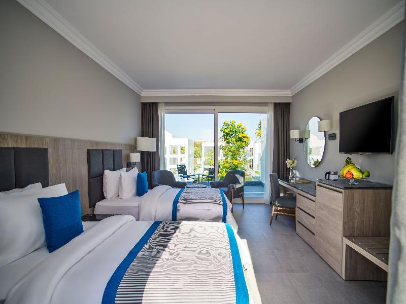 Maritim Jolie Ville Resort & Casino image