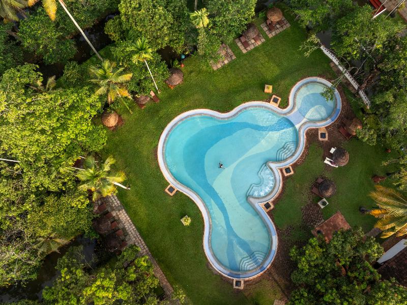 Coconut Lagoon Kumarakom- A CGH Earth Experience image