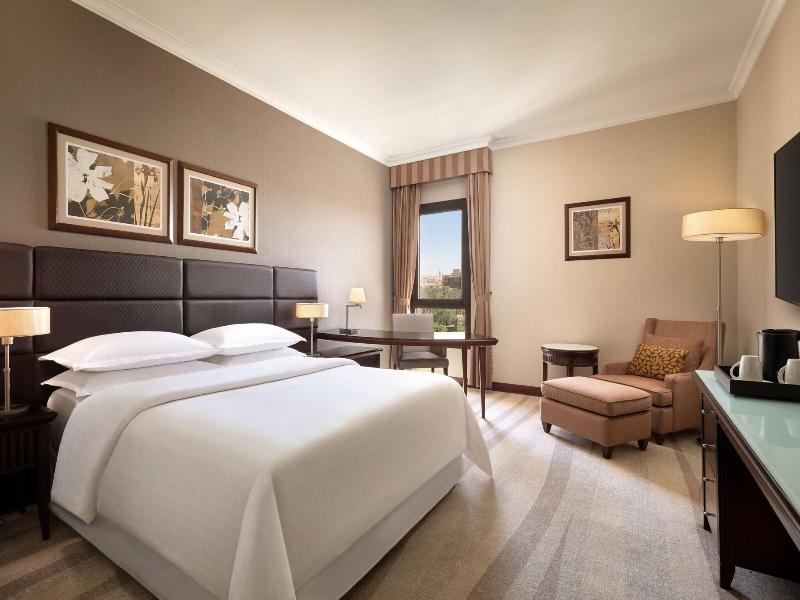 Sheraton Riyadh Hotel & Towers image