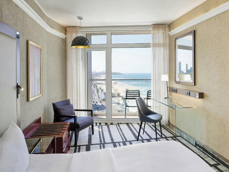 Renaissance Tel Aviv image