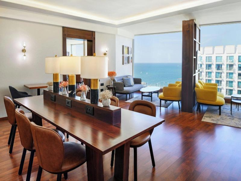 Renaissance Tel Aviv image