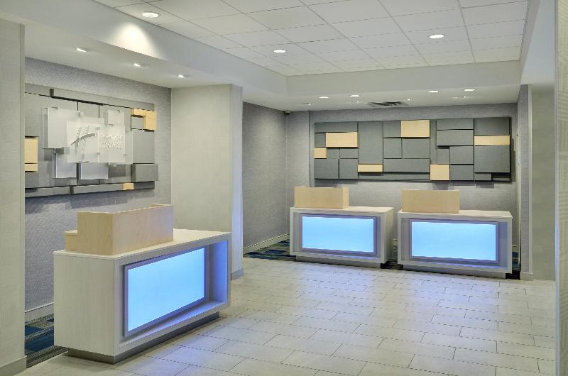 Holiday Inn Express Toronto Downtown Holiday Inn Express Toronto Downtown