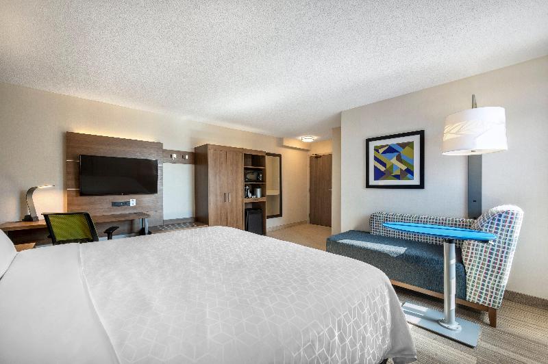Holiday Inn Express Toronto Downtown Holiday Inn Express Toronto Downtown