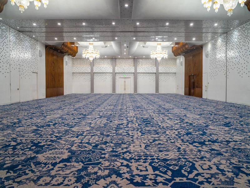 Le Meridien Jakarta image