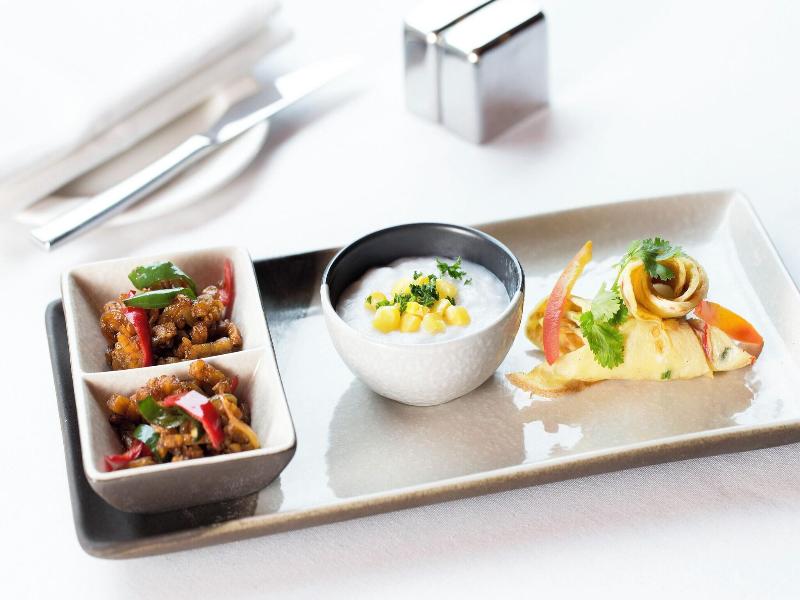 Le Meridien Jakarta image