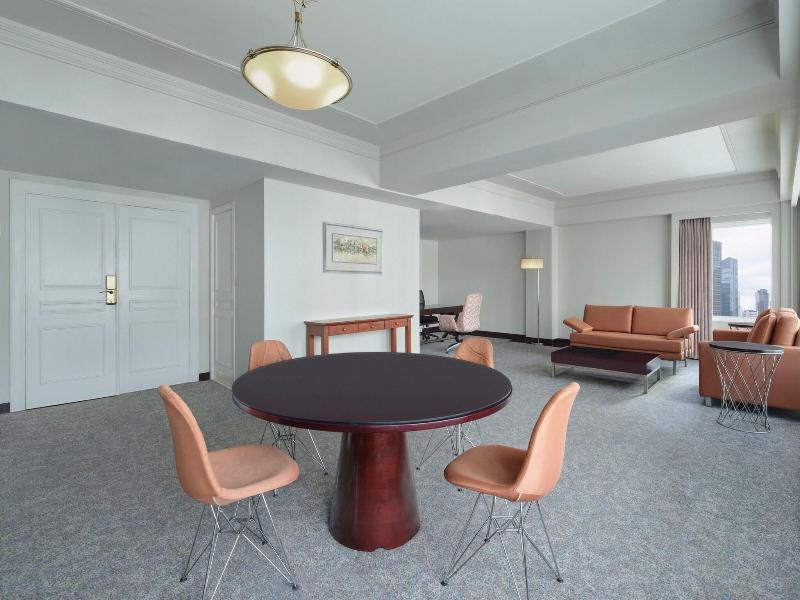 Le Meridien Jakarta image