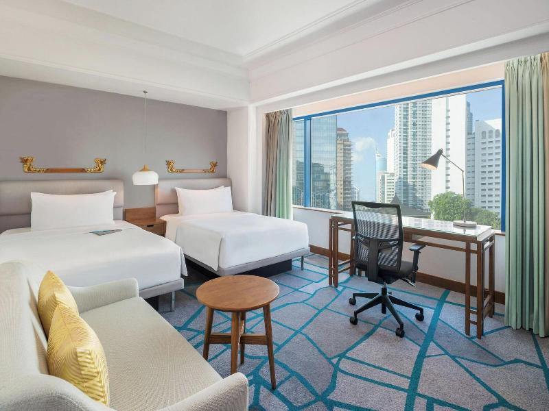 Le Meridien Jakarta image
