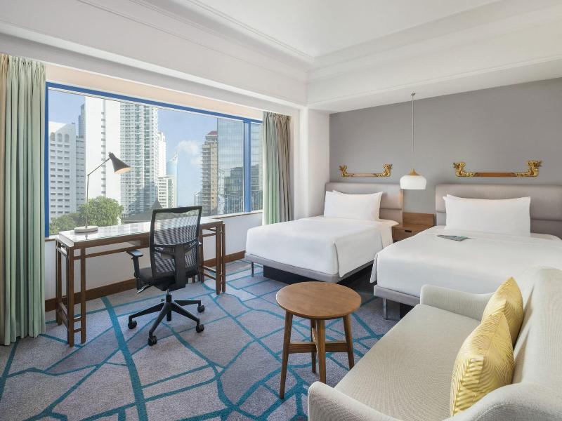 Le Meridien Jakarta image