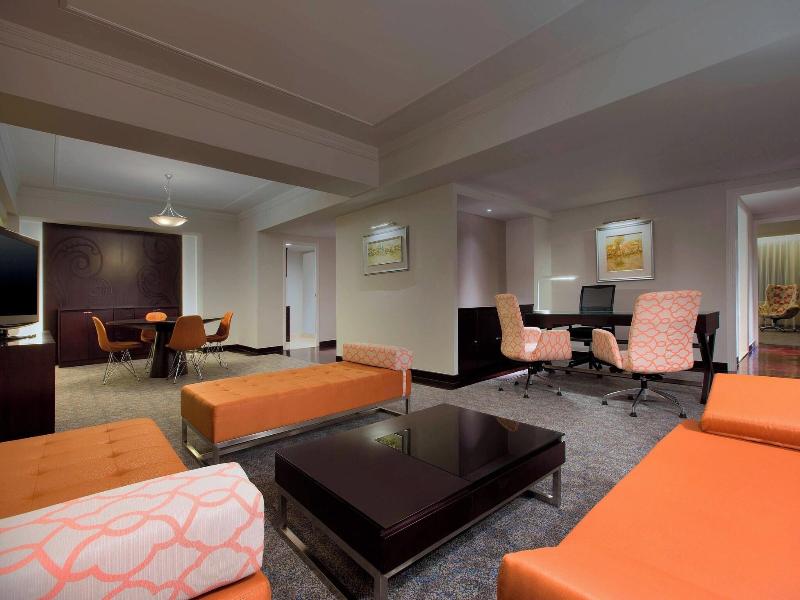 Le Meridien Jakarta image