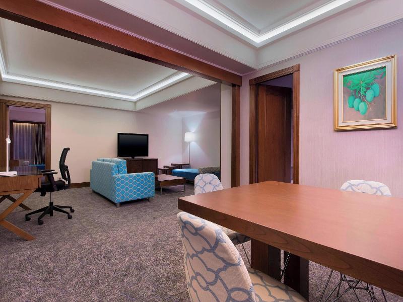 Le Meridien Jakarta image