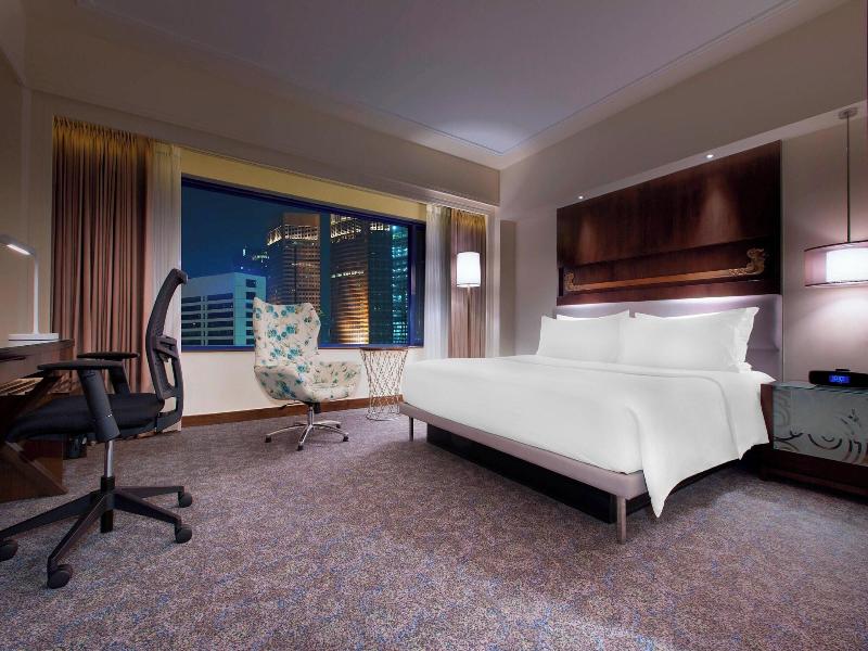 Le Meridien Jakarta image