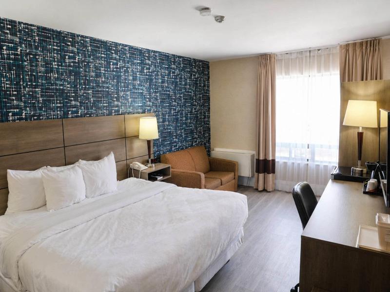 Comfort Inn Huntsville image