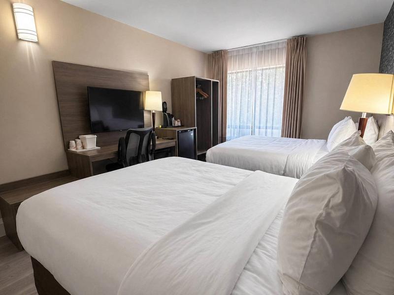 Comfort Inn Huntsville image