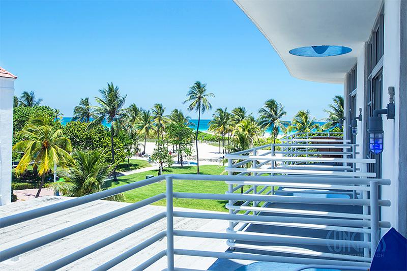 ザ コングレス ホテル オン オーシャン ドライブ