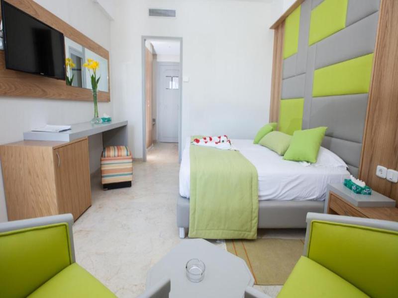Houda Yasmine Marina & Spa image