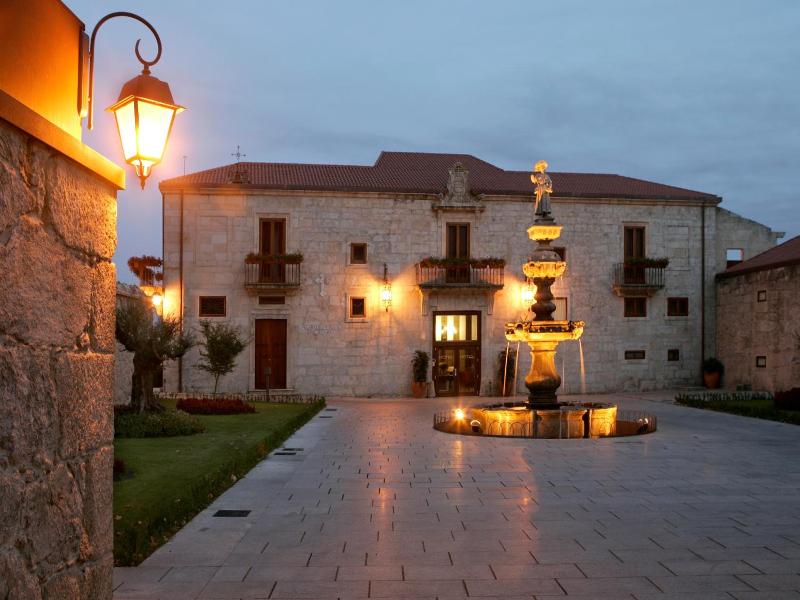 Pazo de Lestrove (Pousadas de Compostela) image
