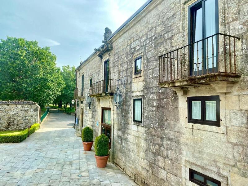Pazo de Lestrove (Pousadas de Compostela) image