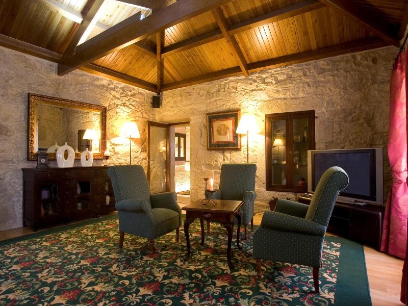 Pazo de Lestrove (Pousadas de Compostela) image