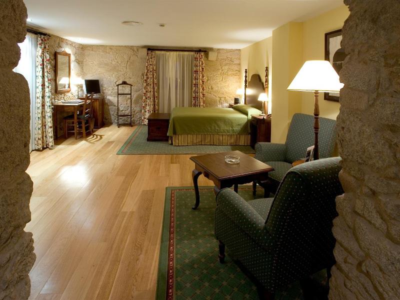 Pazo de Lestrove (Pousadas de Compostela) image