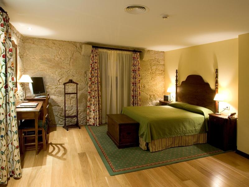 Pazo de Lestrove (Pousadas de Compostela) image