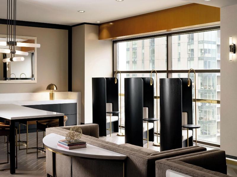 Le Centre Sheraton Hotel Montreal image