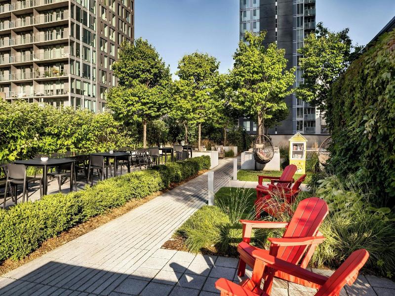 Le Centre Sheraton Hotel Montreal image
