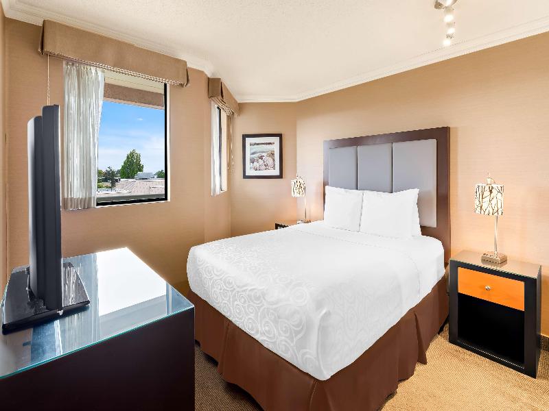 Best Western Plus Inner Harbour image