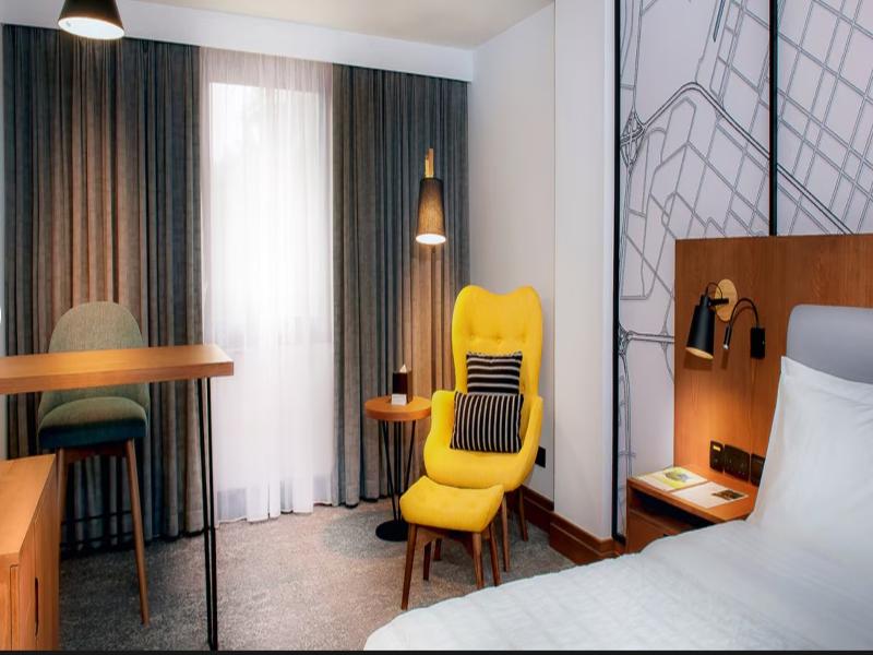 Le Meridien Abu Dhabi image