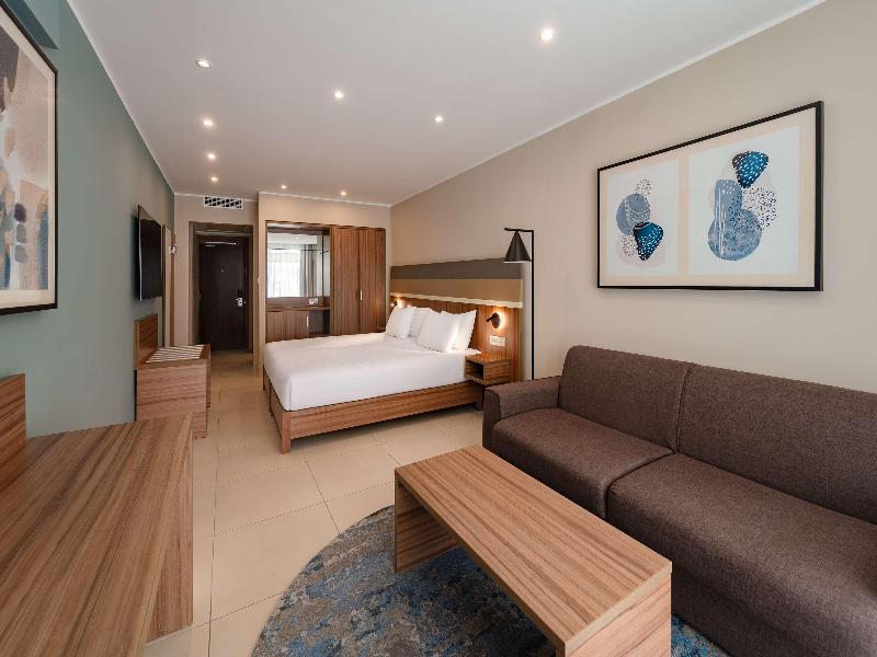 DoubleTree by Hilton Malta image