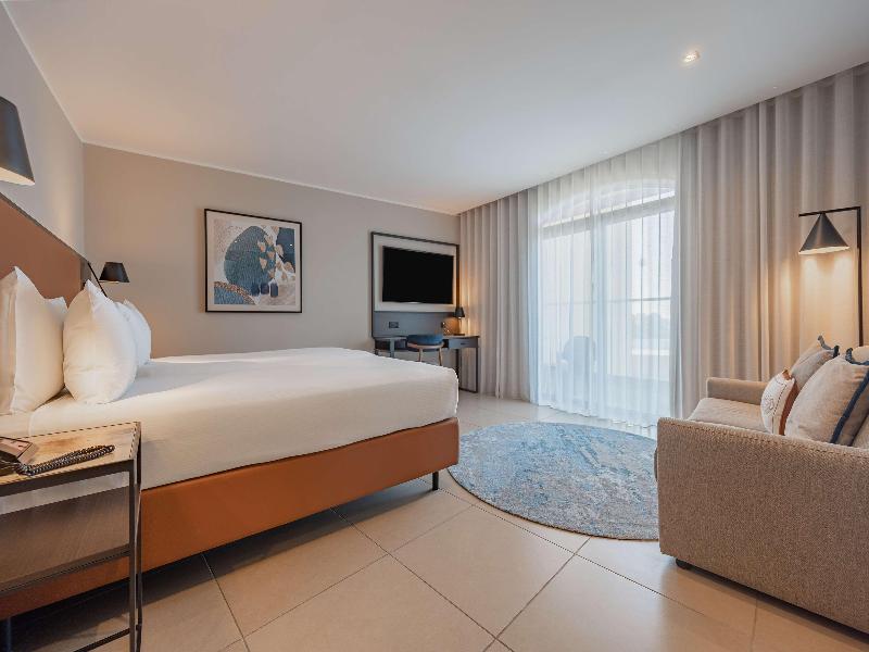 DoubleTree by Hilton Malta image
