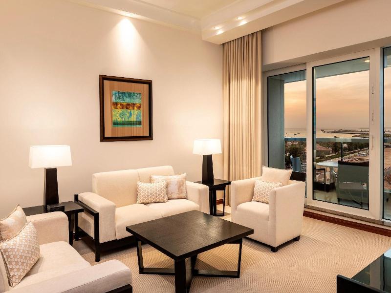 Grosvenor House, a Luxury Collection Hotel image