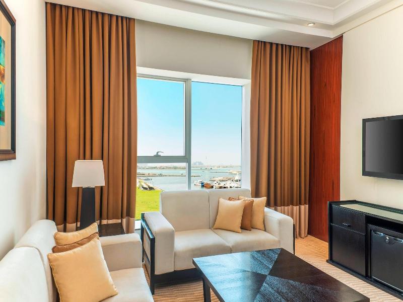 Grosvenor House, a Luxury Collection Hotel image