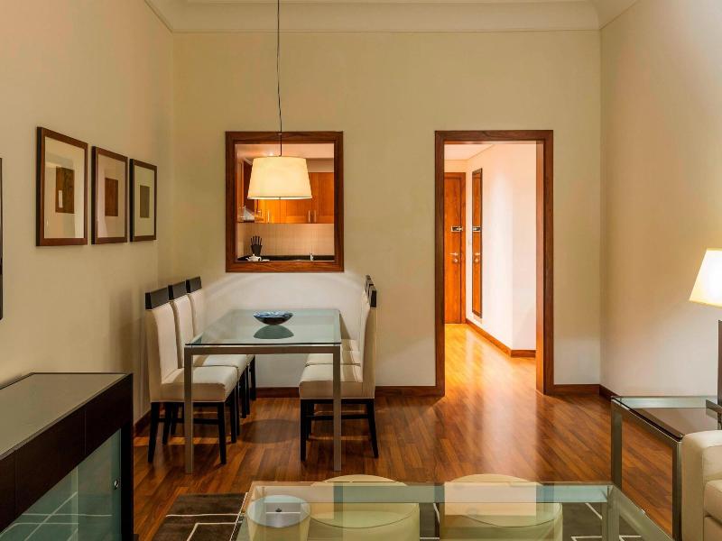 Grosvenor House, a Luxury Collection Hotel image