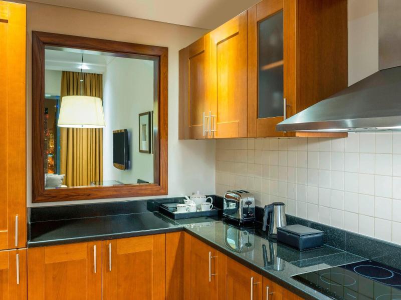 Grosvenor House, a Luxury Collection Hotel image