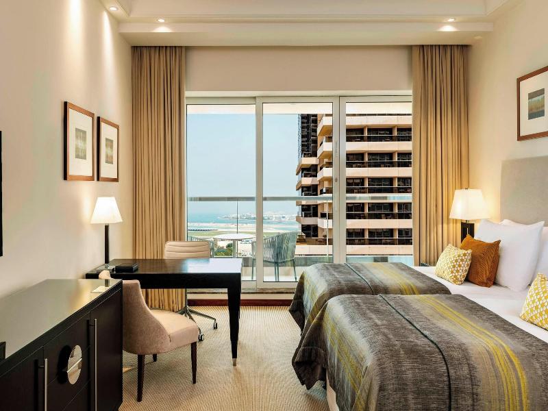 Grosvenor House, a Luxury Collection Hotel image