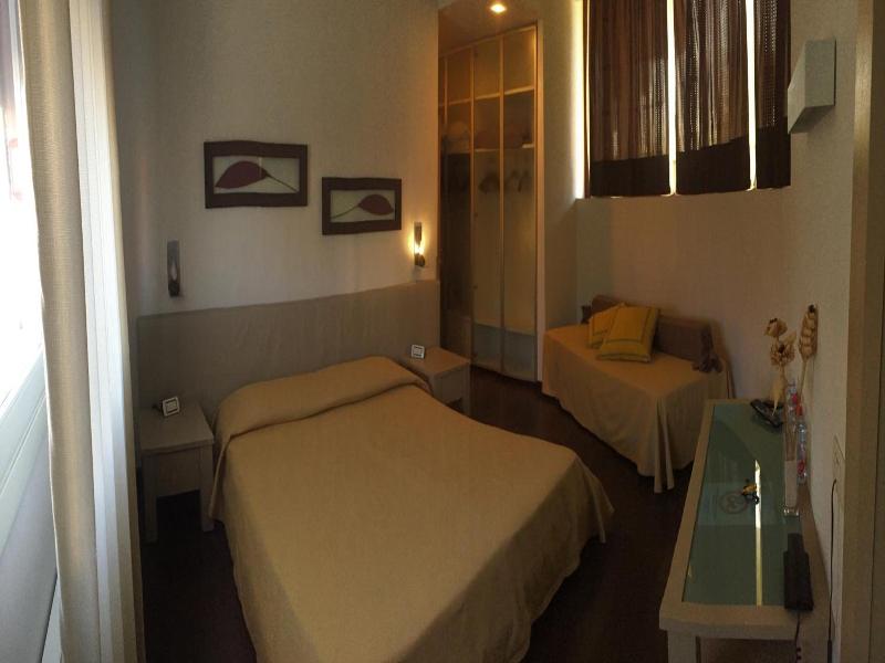 Angi Hotel image