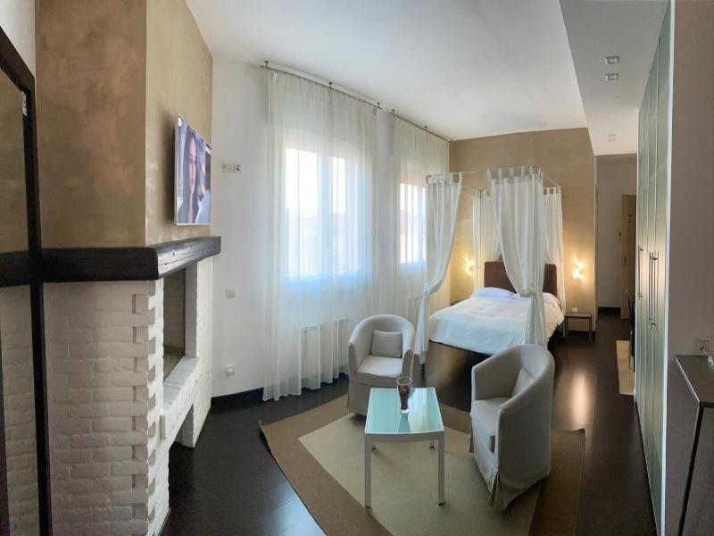 Angi Hotel image