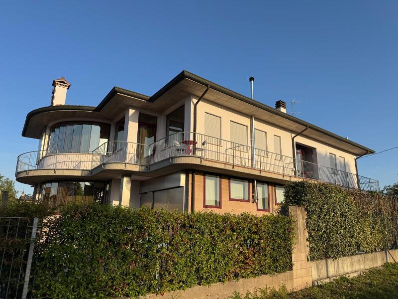 Angi Hotel image
