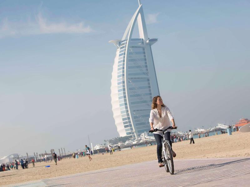 Swissotel Al Murooj Dubai image