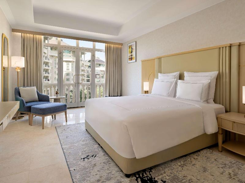 Swissotel Al Murooj Dubai image