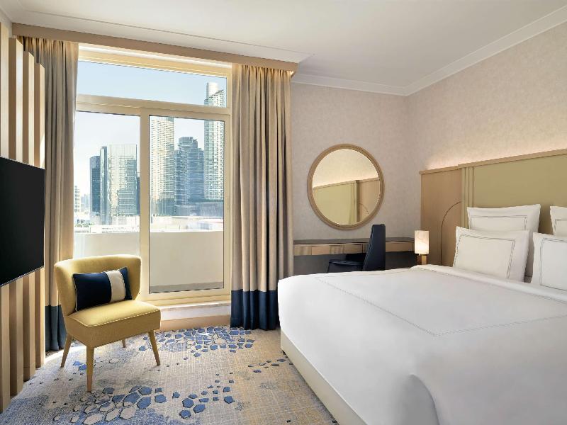 Swissotel Al Murooj Dubai image