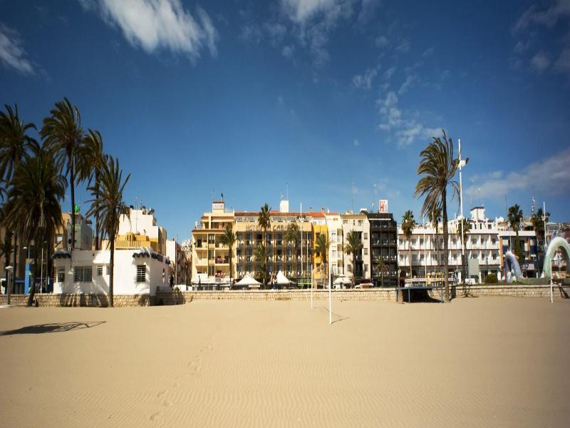 La Cabaña image