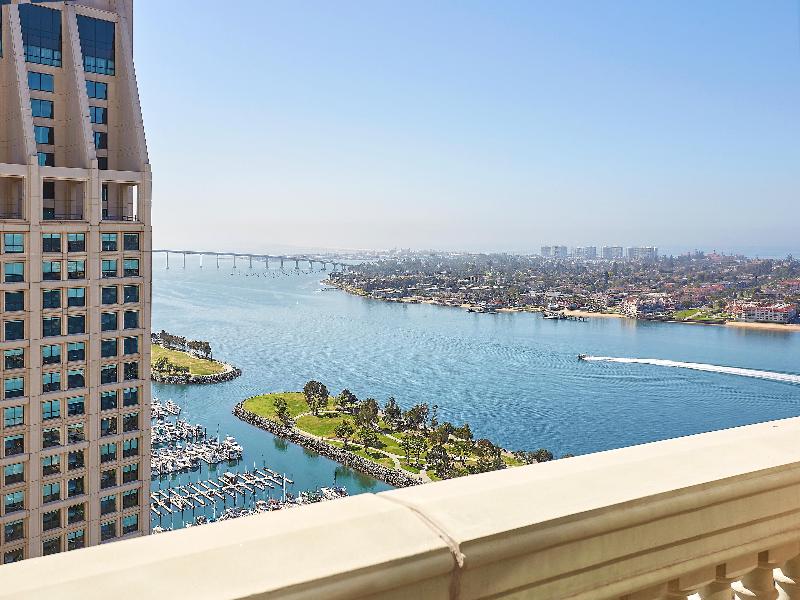 Stay in style at Manchester Grand Hyatt San Diego