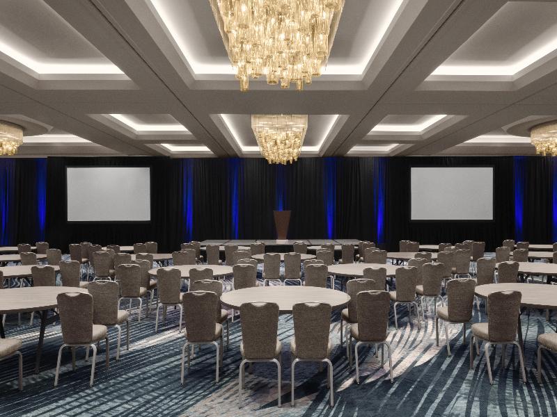 Stay in style at Manchester Grand Hyatt San Diego
