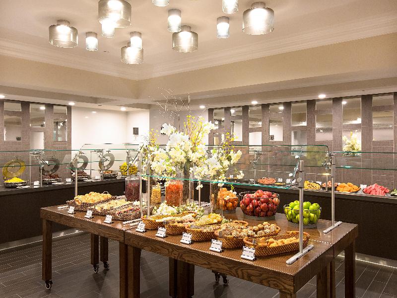 Stay in style at Manchester Grand Hyatt San Diego