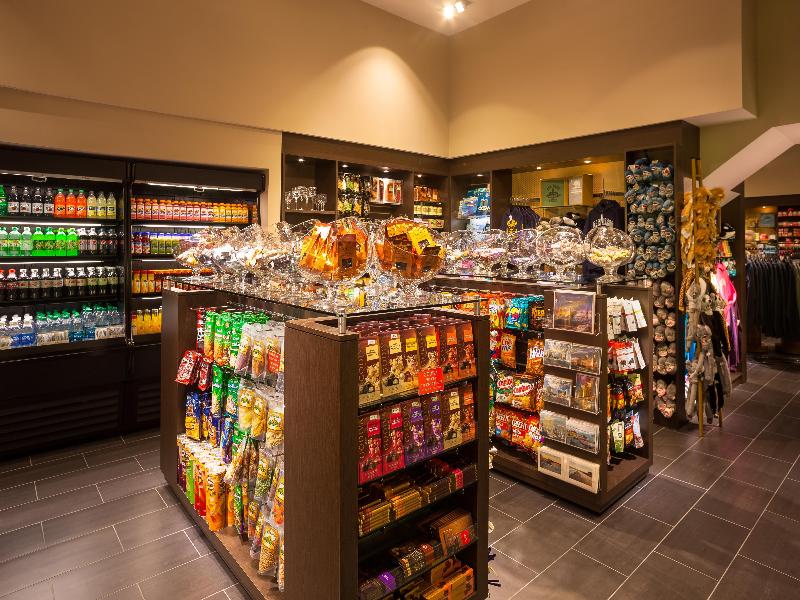 Stay in style at Manchester Grand Hyatt San Diego