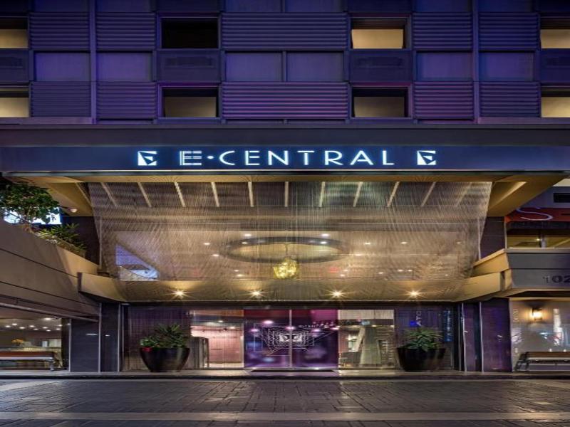 E-Central Downtown Los Angeles Hotel image