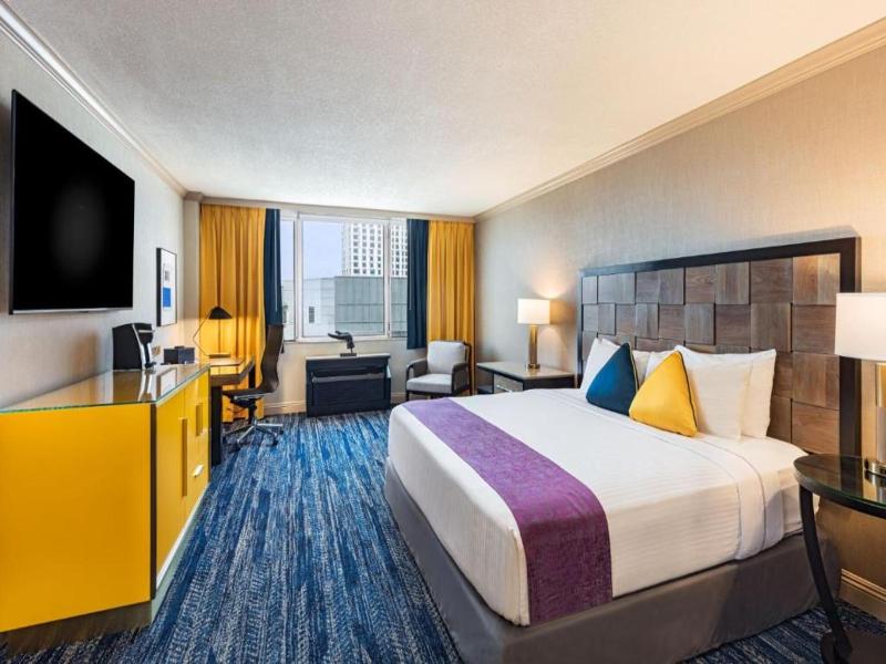 E-Central Downtown Los Angeles Hotel image