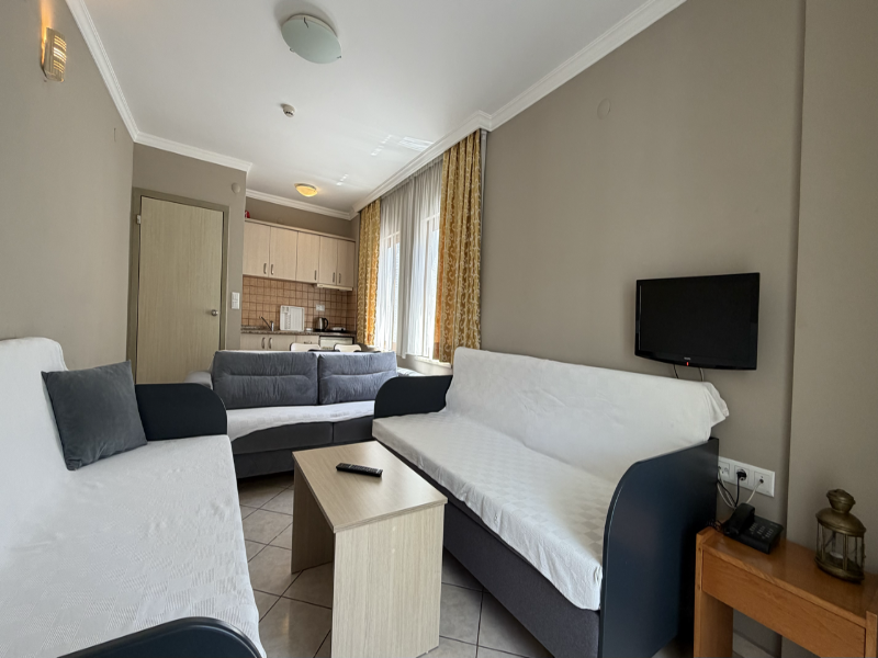 Arya Otel image