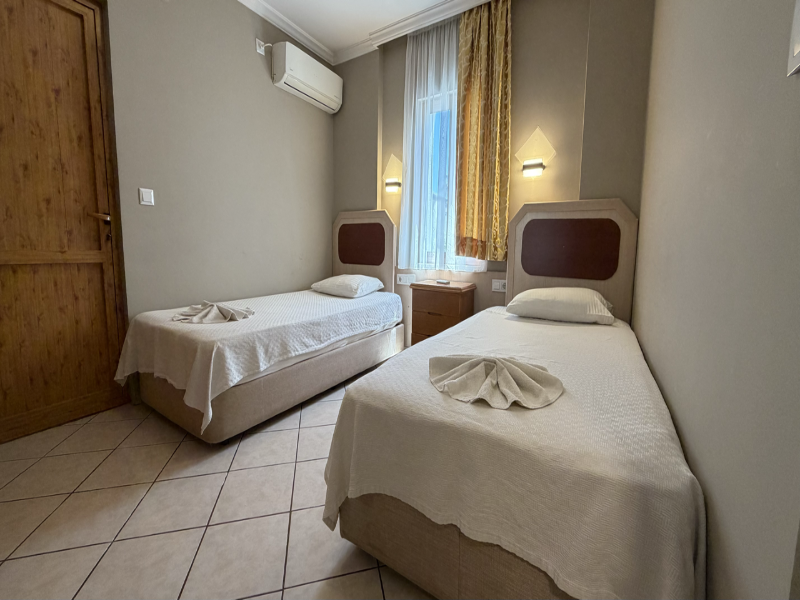 Arya Otel image